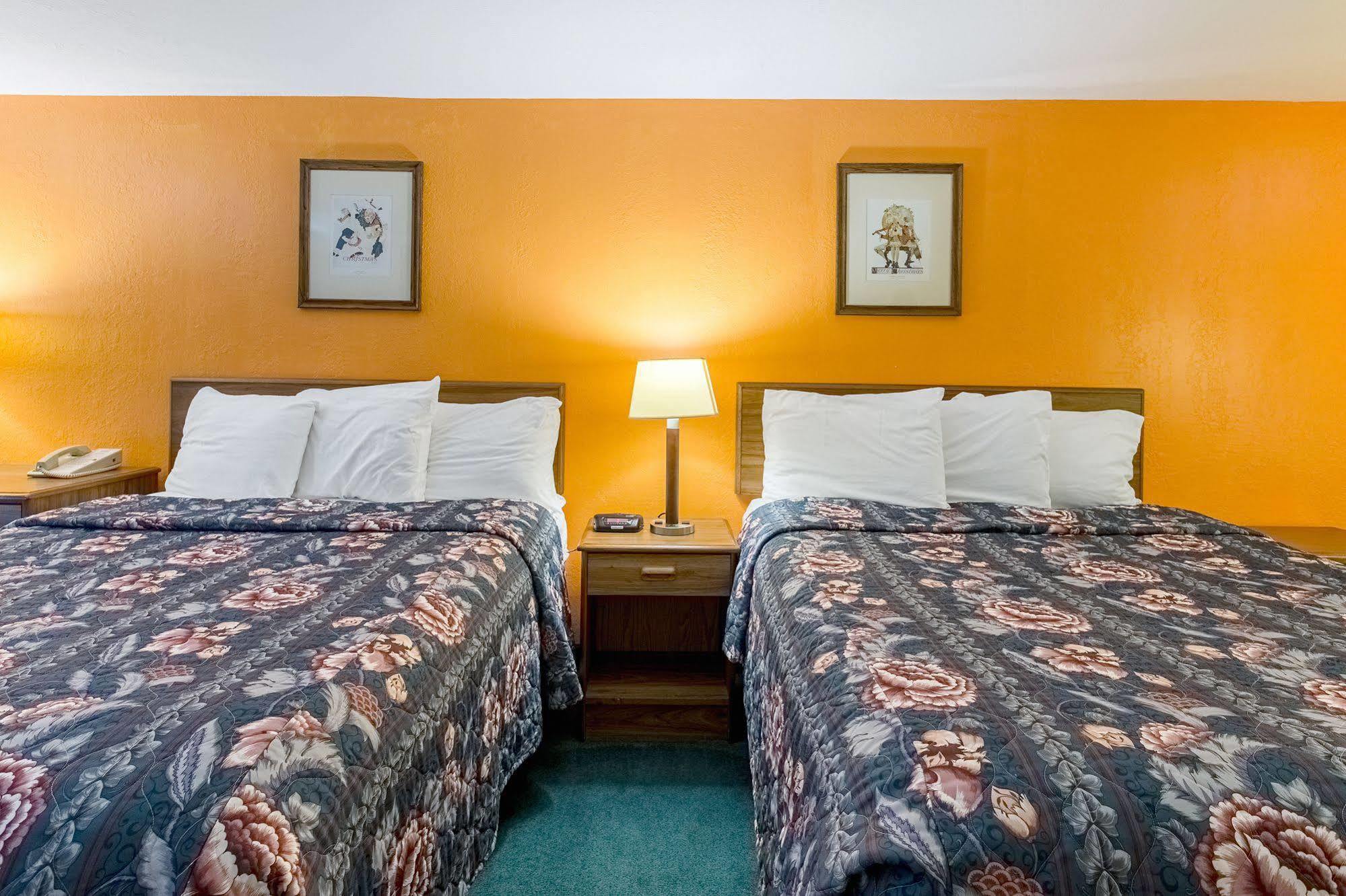 Amerivu Inn Harvest Estates New Hampton Exteriér fotografie