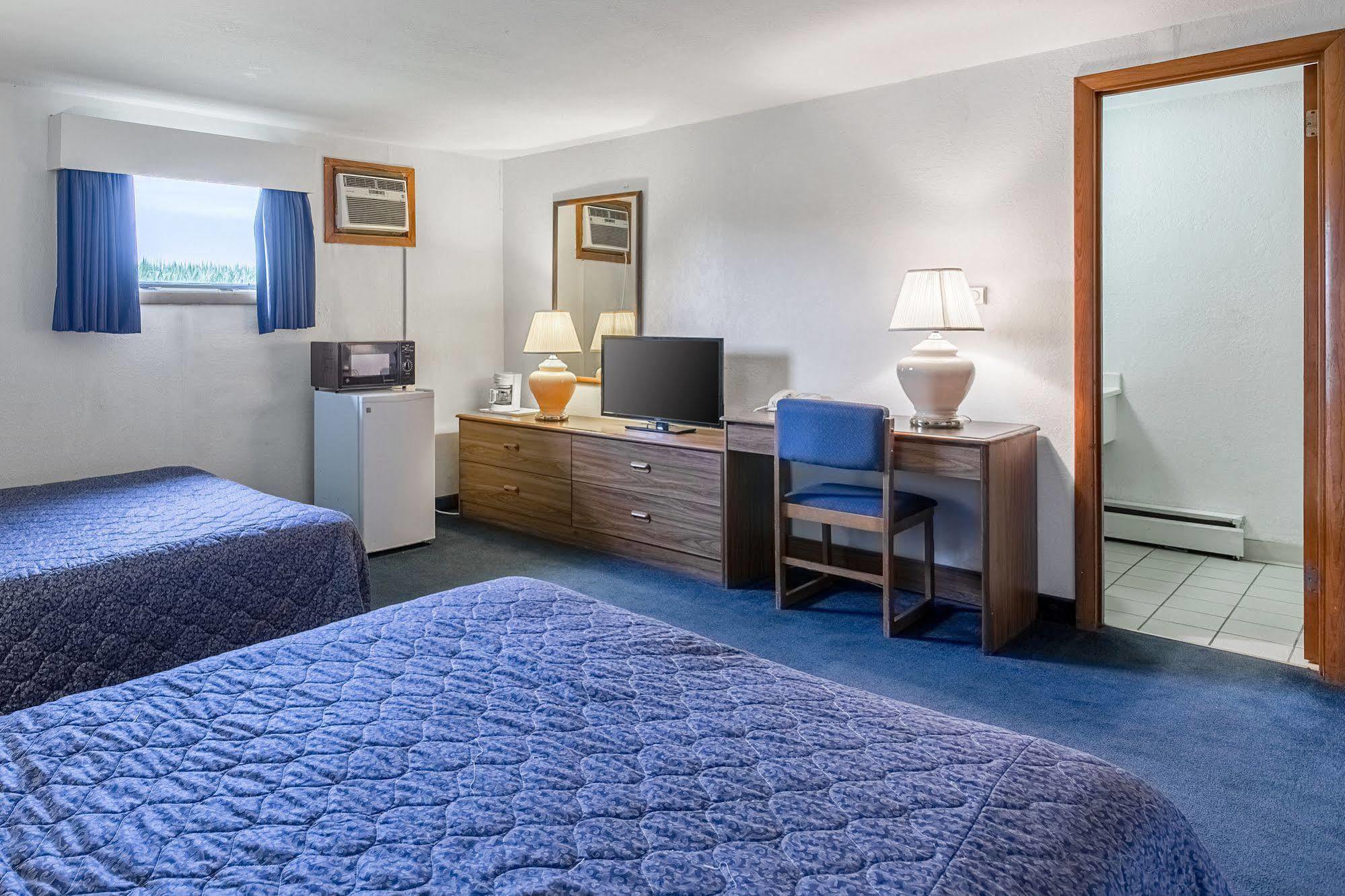 Amerivu Inn Harvest Estates New Hampton Exteriér fotografie